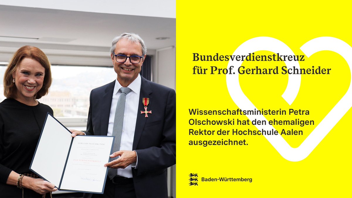 🎖️#BW-Wissenschaftsministerin <a href="/OlschowskiPetra/">Petra Olschowski</a> hat Prof. Gerhard Schneider das #Bundesverdienstkreuz verliehen. Schneider war von 2008 bis Ende 2021 Rektor der Hochschule Aalen. 
ℹ️ mwk-bw.de/BVK