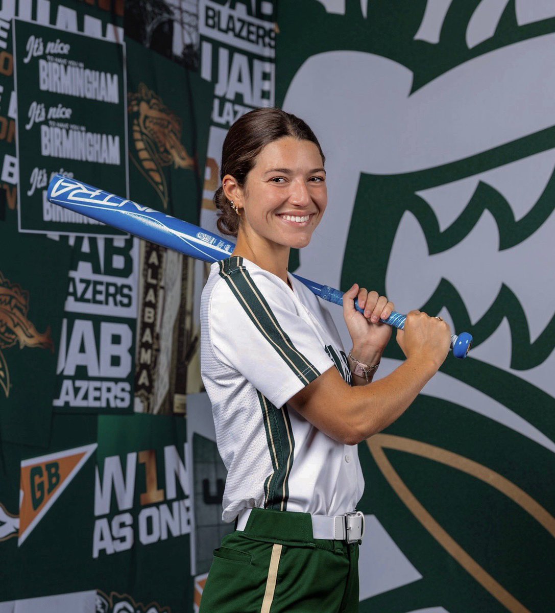 UAB_SB's tweet photo. Help us send birthday wishes to Britt!!!

Happy birthday 🎉 https://t.co/Eo8Wk4DDw5