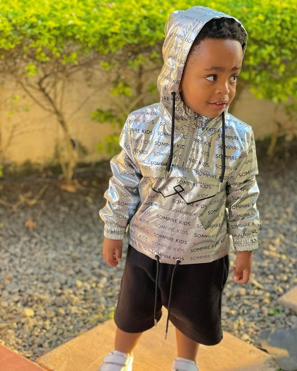 sompire_shop's tweet photo. Prince Kaybee’s son wearing our Sompire Hoodie that’s on 55% OFFF SALE right now at https://t.co/HFhFHptn3x 🩶 https://t.co/k54O6Fd9T7