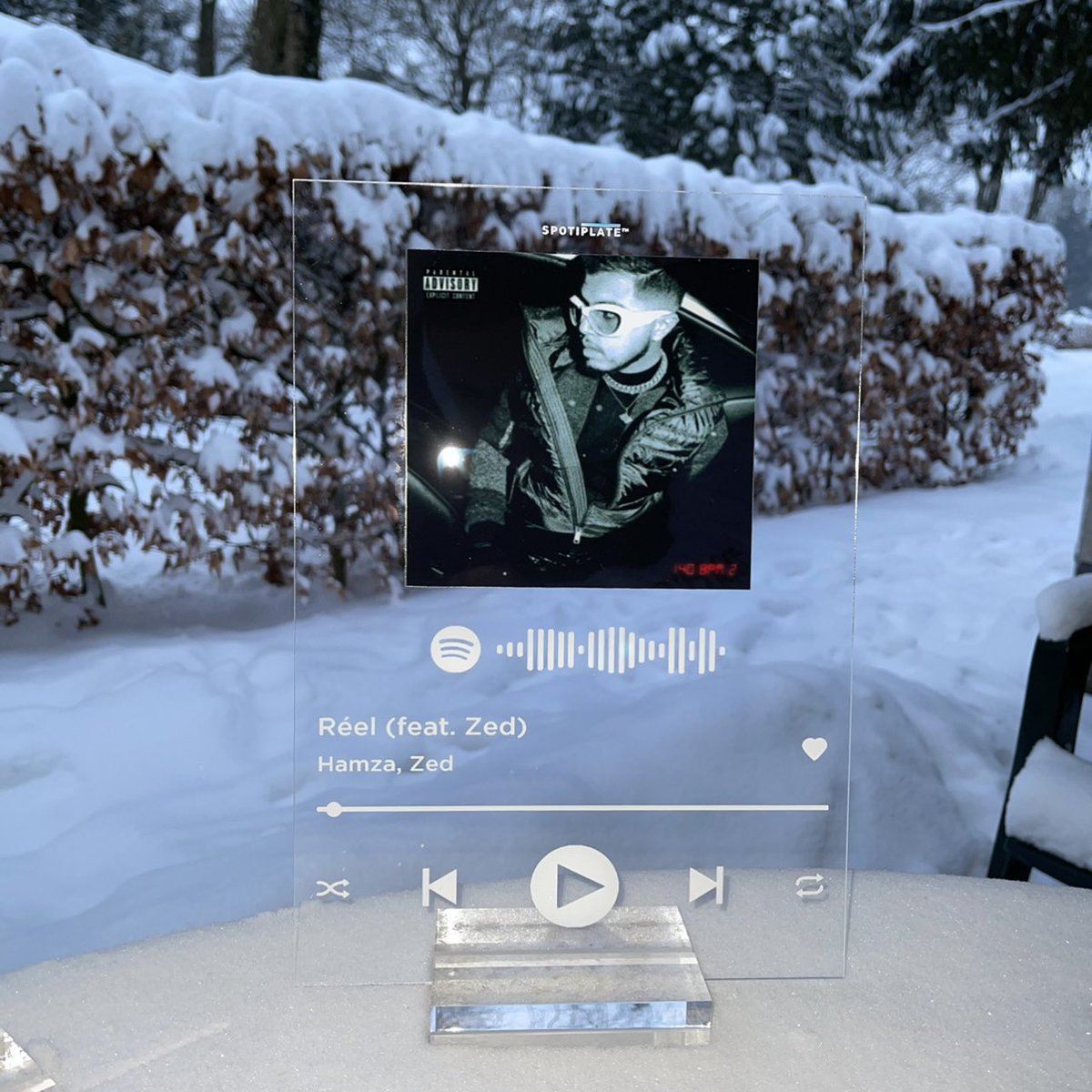 margot_vls's tweet photo. J’avais oublié comment c’est trop beau ces plaques! il m’en faut une 🥰 https://t.co/eZGns4yL8j