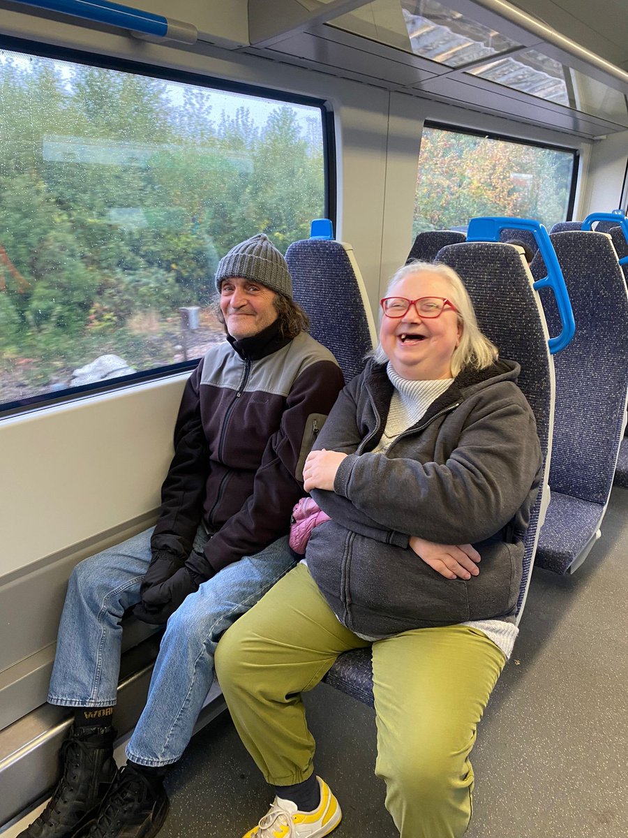 Emmaus Hertfordshire (@emmausherts) on Twitter photo Our companions and staff members headed to Brighton today for a well-earned trip to the seaside! We'd like to say a huge thank you to <a href="/TLRailUK/">Thameslink</a> for helping transform the week for our companions and staff by providing us with complimentary rail travel to the popular Sussex resort. Our companions and staff members headed to Brighton today for a well-earned trip to the seaside! We'd like to say a huge thank you to <a href="/TLRailUK/">Thameslink</a> for helping transform the week for our companions and staff by providing us with complimentary rail travel to the popular Sussex resort.