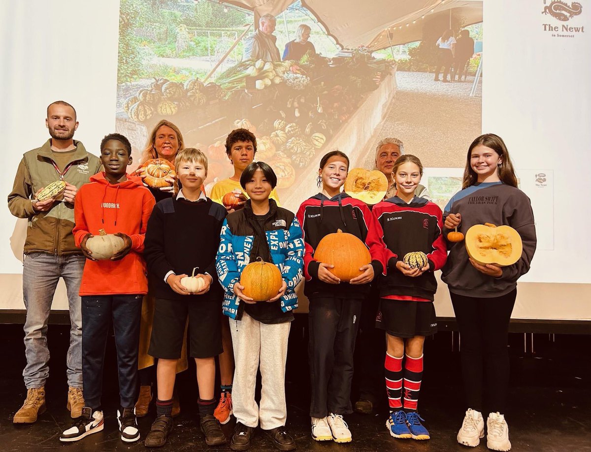 Many thanks to Jack (OPR) and David from The Newt in Somerset for a fantastic assembly about the wonder of growing your own veg on Saturday. The duo will be attending our 30 Mile Menu Harvest Feast this Thursday and have kindly donated some fresh produce for the lunch! #harvest