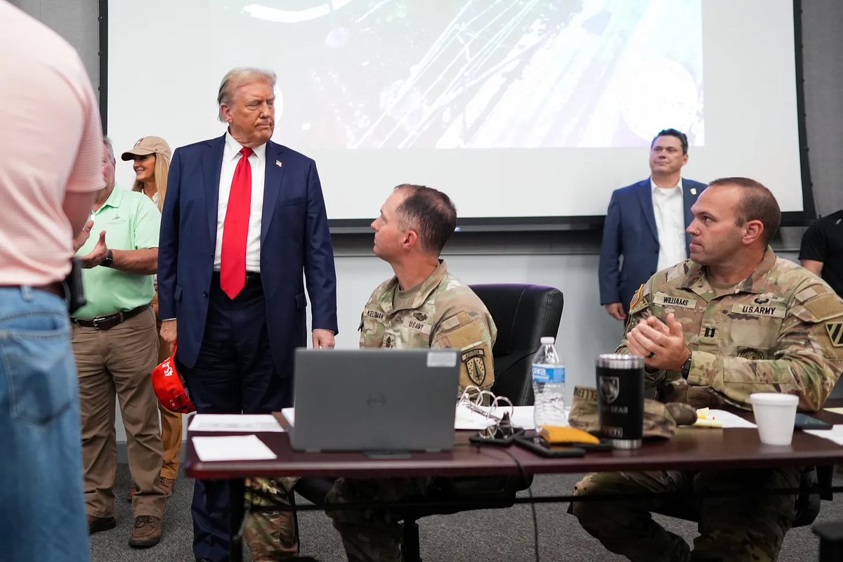 Reading The Pictures tweet media