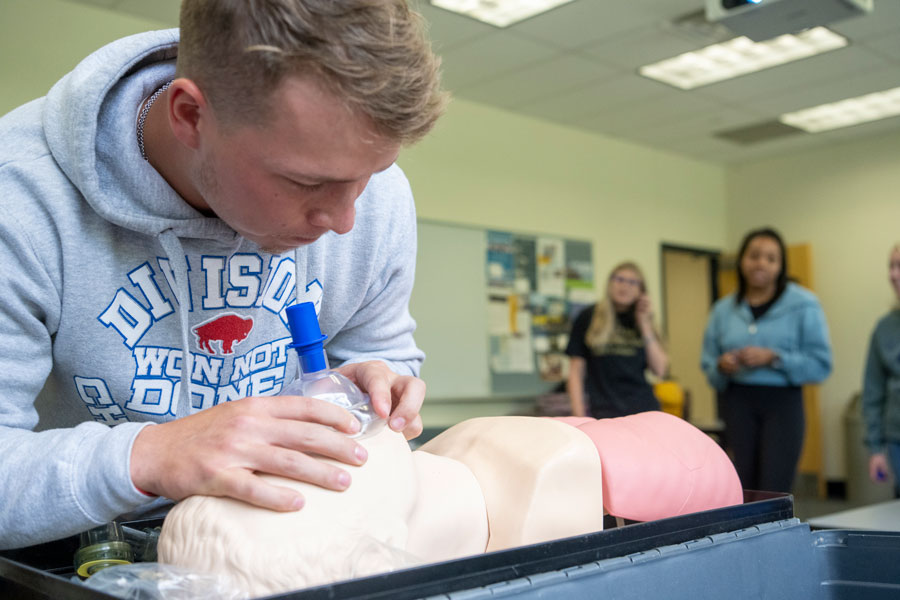 .<a href="/PittBradford/">Pitt-Bradford</a> and <a href="/PittSHRS/">Pitt SHRS</a> announced a new four-year Emergency  Medicine degree. This program helps address PA healthcare workforce shortages by preparing students for critical roles in emergency  medicine. Learn more: thecourierexpress.com/lifestyle/univ…