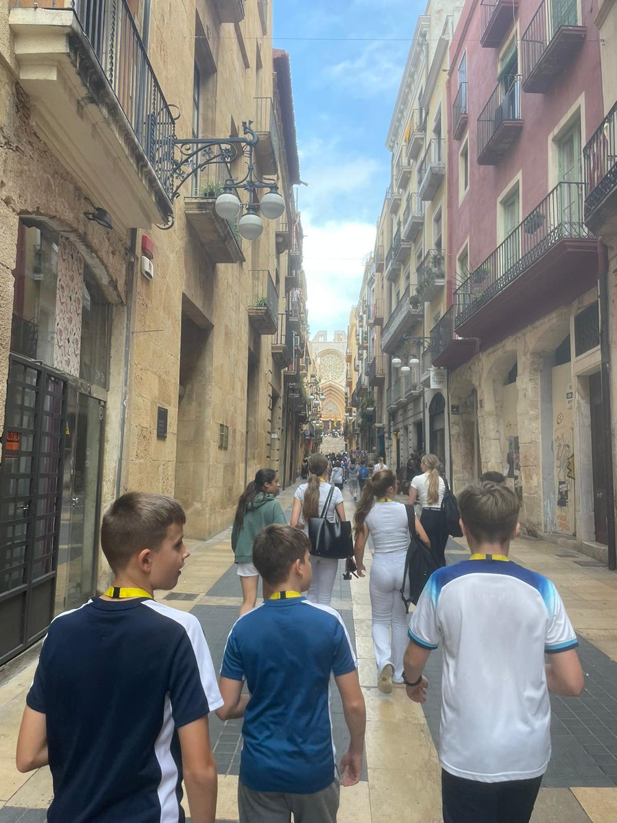 🇪🇸Barcelona Trip Update🇪🇸

A fantastic final day in Barcelona looking around the Roman ruins in Tarragona. 

Students and staff will be flying back to the UK very soon.