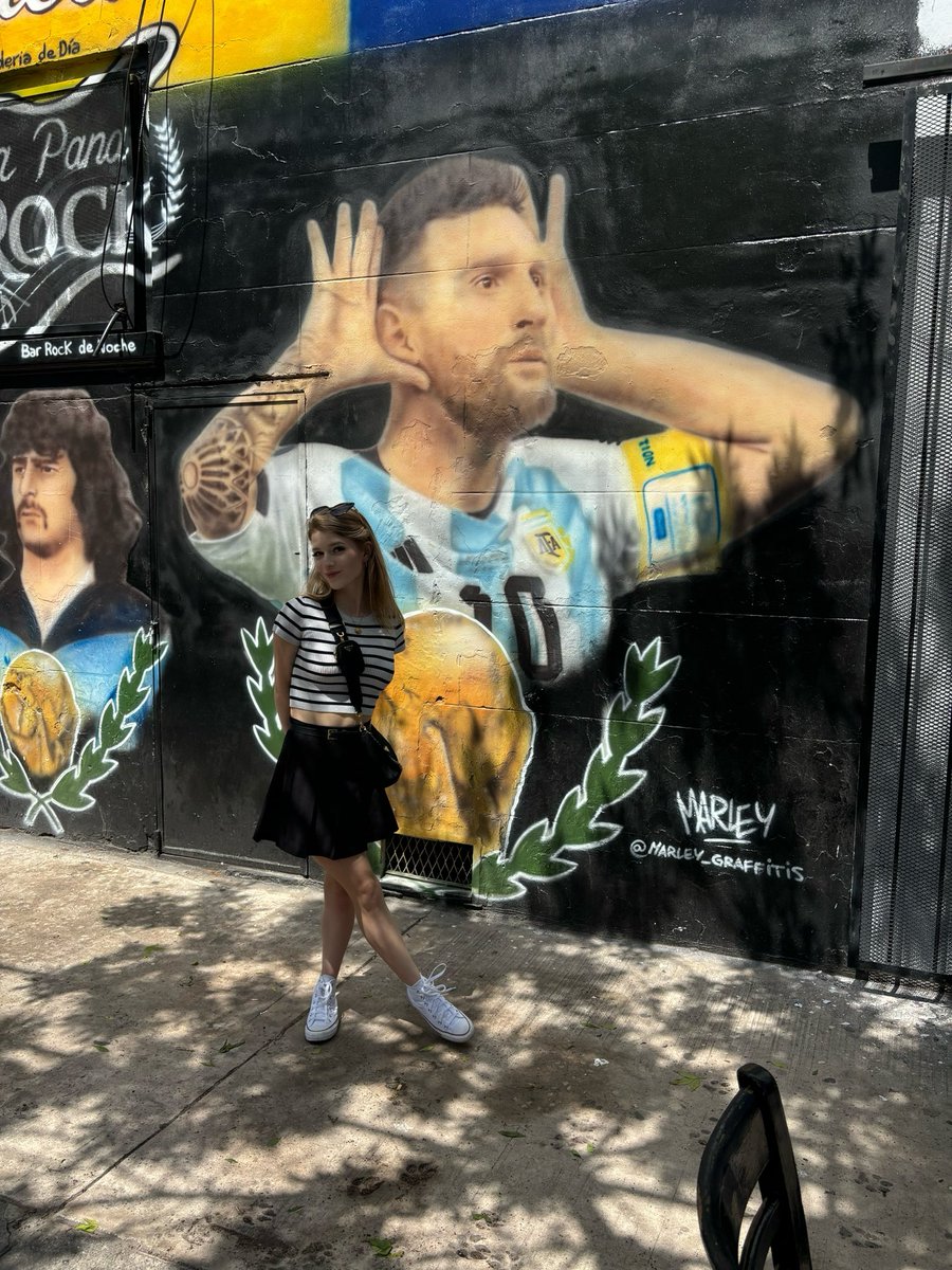 onnawii's tweet image. Ils sont super fan de Ronaldo ici en Argentine ☀️