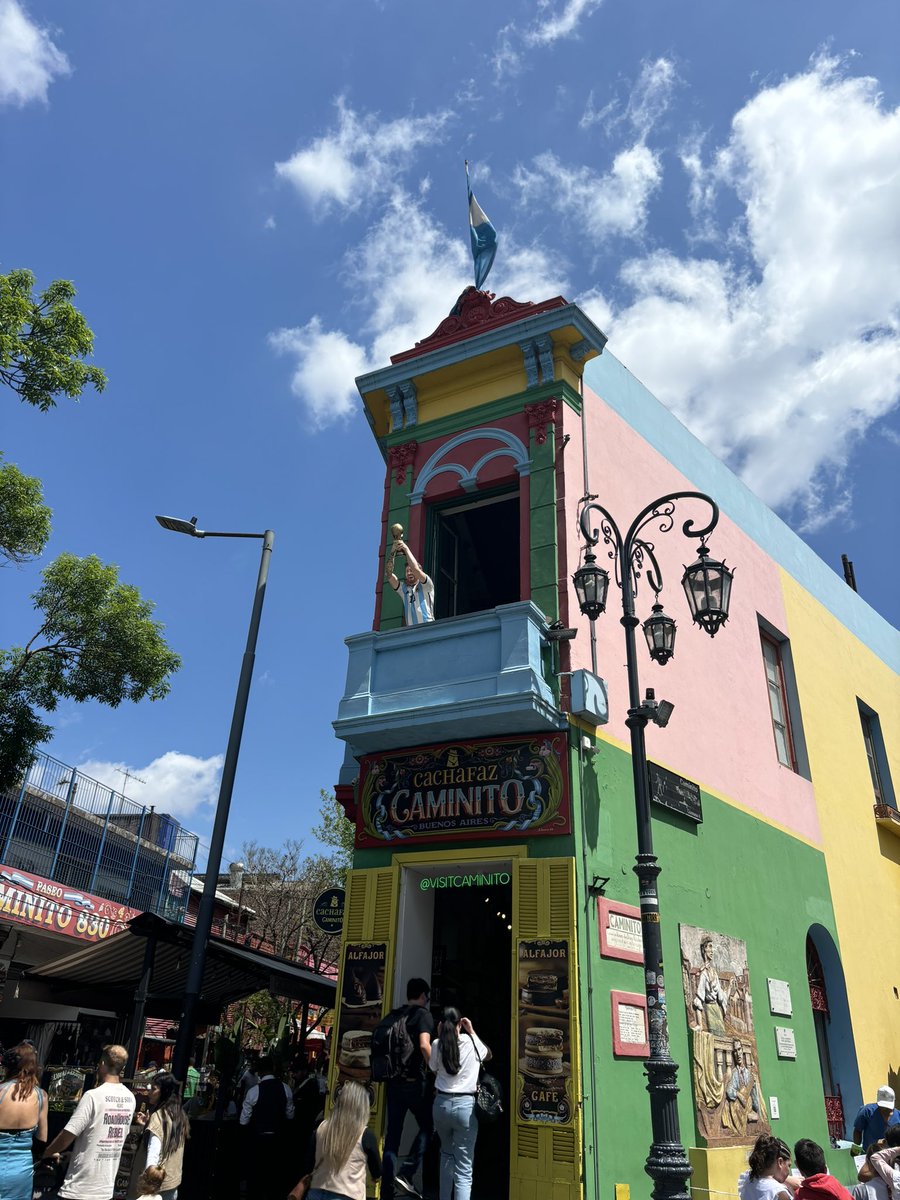 onnawii's tweet image. Ils sont super fan de Ronaldo ici en Argentine ☀️