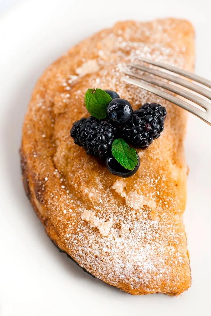 Indulge in the flavors of the season with our irresistible hand pies! Each one is wrapped in a flaky, buttery crust and bursting with fresh, seasonal fruits. Which fruit-filled hand pie is your favorite? 🥧✨

Visit our website: crumbleandwhisk.com

#CrumbleandWhisk #Chees...