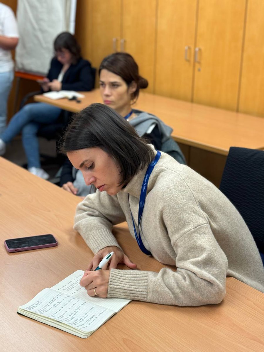Podemos en Europa tweet media