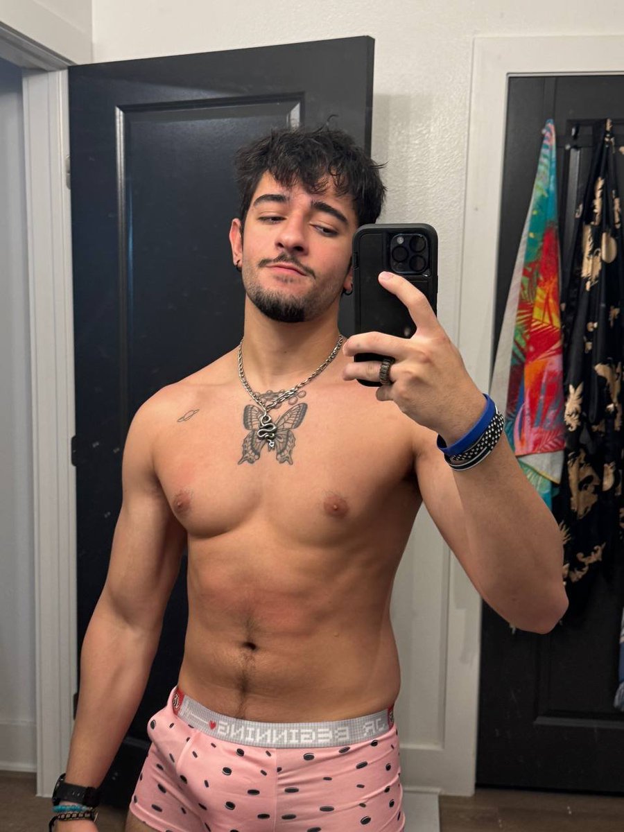 Say 'yes' if you notice it🙈