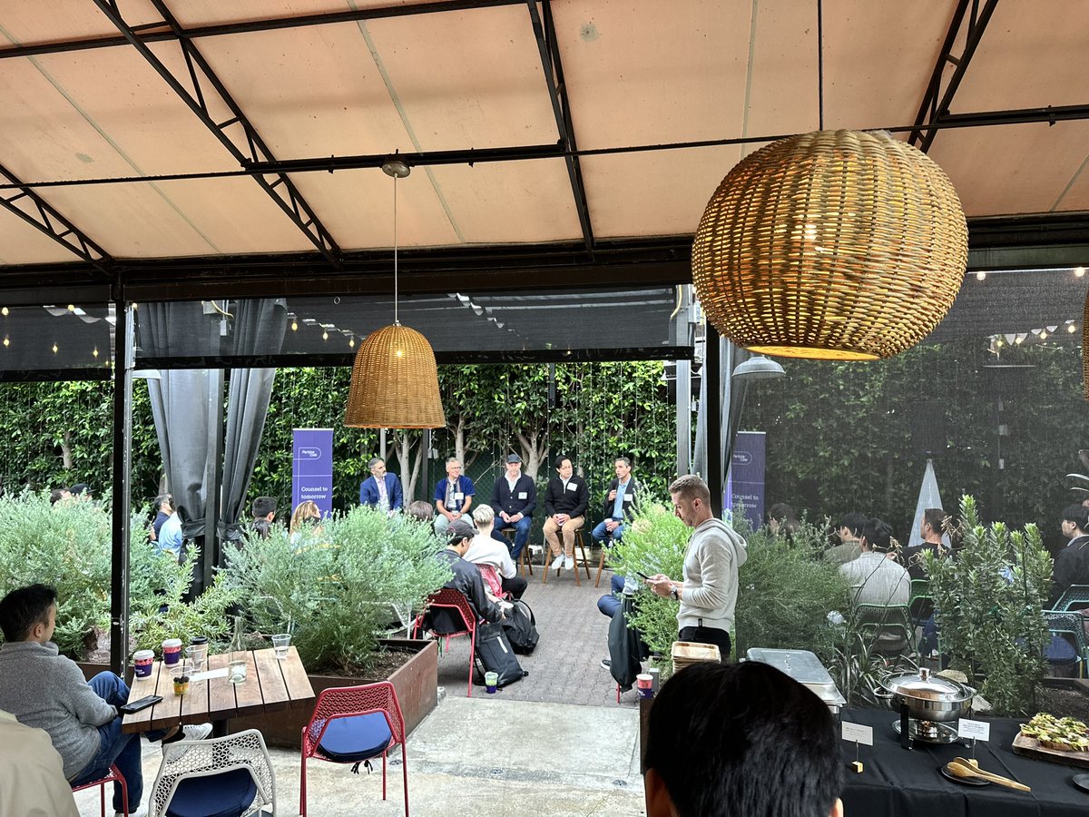 jasonxsigmon's tweet image. Starting off the day at a panel on the Future of Entertainment.

Constant theme is AI will allow for stories to be told that were previously too expensive to produce #TechWeekLA