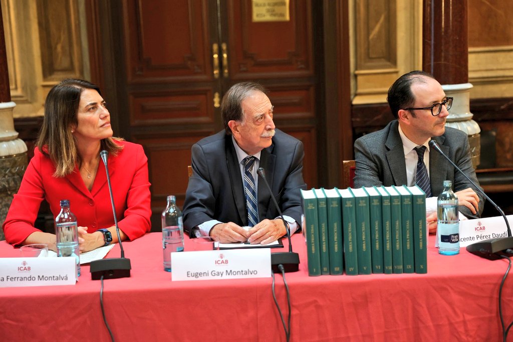 ICABarcelona's tweet image. 📚 El Palauet Casades acull la presentació del llibre "Obra Procesal", de Manuel Serra. Amb @jesusfamilex, degà de l'ICAB; @vipedaudi, catedràtic de Dret Processal de la @UniBarcelona; Cristina Ferrando, jutgessa degana de Barcelona i Eugeni Gay Montalvo, degà emèrit.