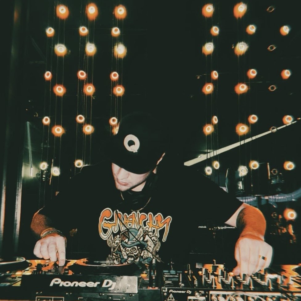 inrotationmusic's tweet image. OUT NOW via #INROTATION // @Qlankmusic - Therapy EP 💊
→ insom.co/TherapyEP