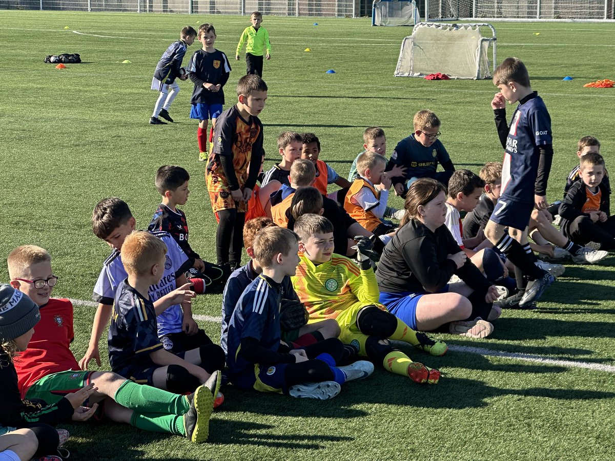 TheGalaxyFound1's tweet photo. October Camp 
It’s been a brilliant start to our Goalgetters Camps @LittleKerse 
@ScotFACentral @MrStephenBarr @INEOS_GM @McgawRab https://t.co/IqwSQBeDaa