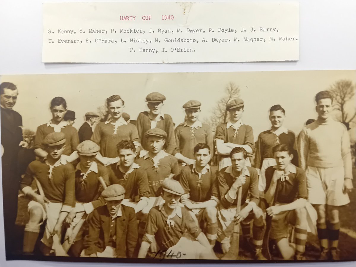 cbsthurles's tweet image. To get started we have three Harty Cup panel photos with the names from 1940, 1941, 1942 to share before our boys start their own Harty Cup journey tomorrow. Thanks so much to the Callanan family for the wonderful memories.