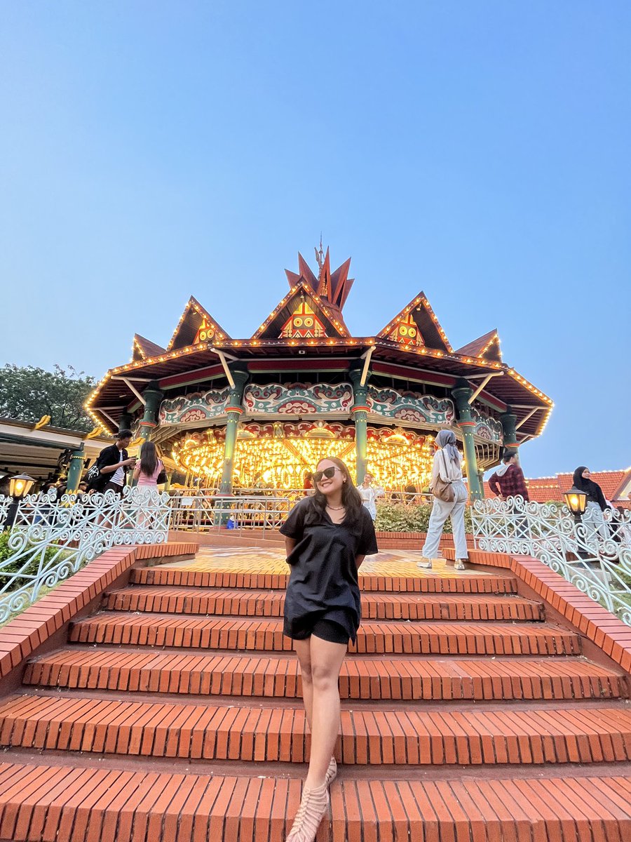 putriiitidur's tweet photo. Do fun in quarter life crisis https://t.co/2ZDr5NS5fr