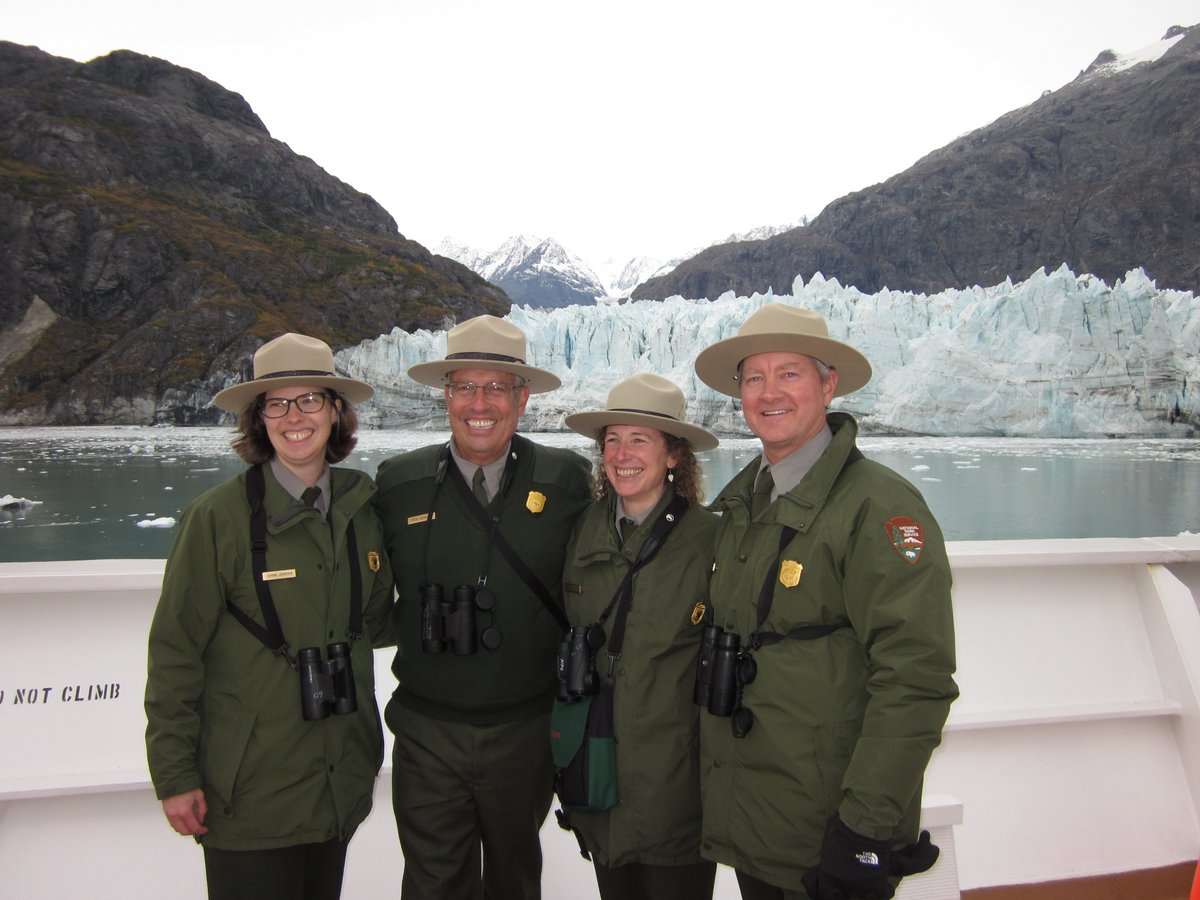 GlacierBayNPS's tweet photo. Work for Glacier Bay next summer! Park Ranger positions are now open for the summer 2025 season at Glacier Bay. Apply via our website: https://t.co/ReoD0FlOJf https://t.co/DSrT9GACe5