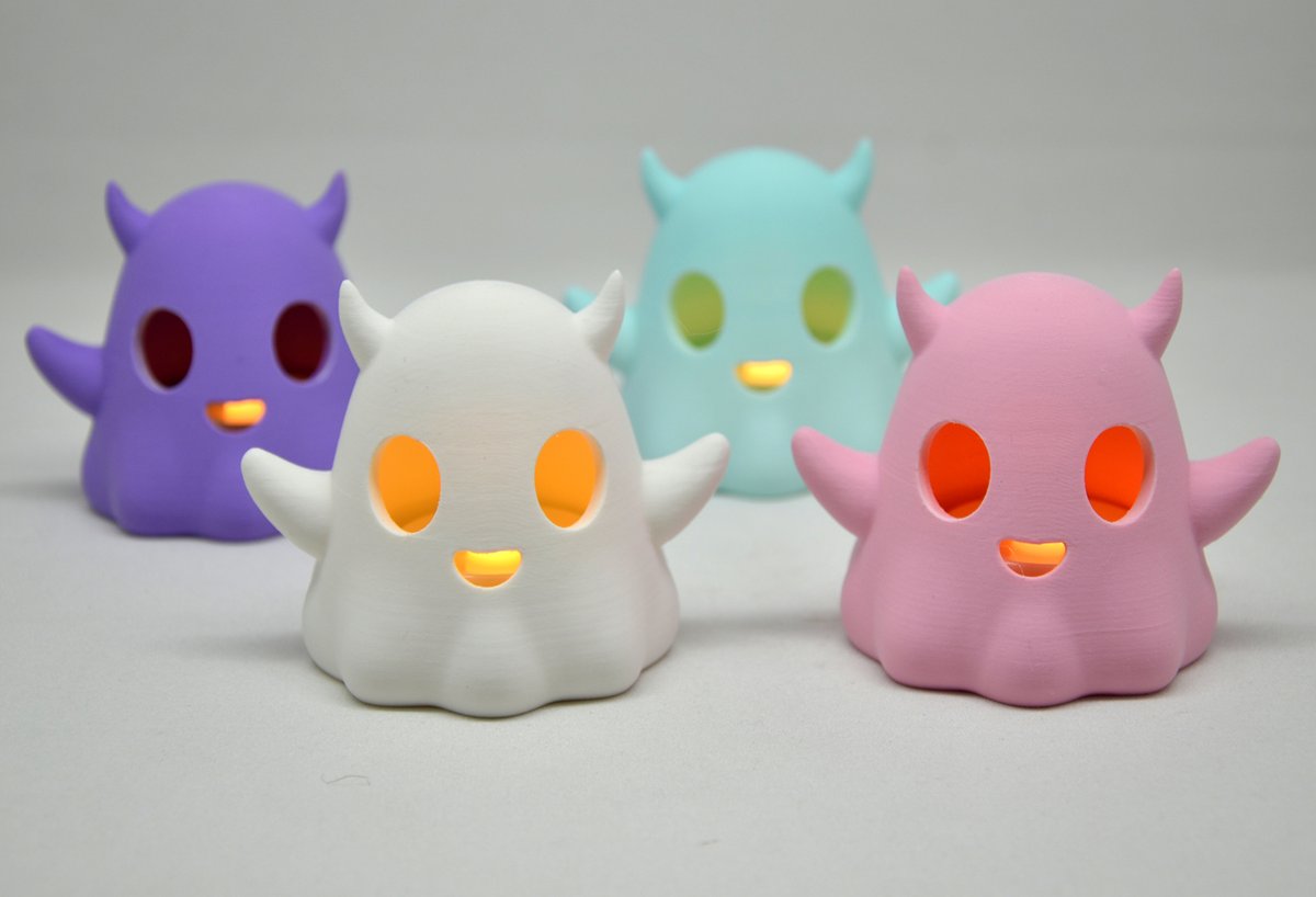 Glow Ghosts! New colors. Get one here:
smallandround.com/products/glow-…