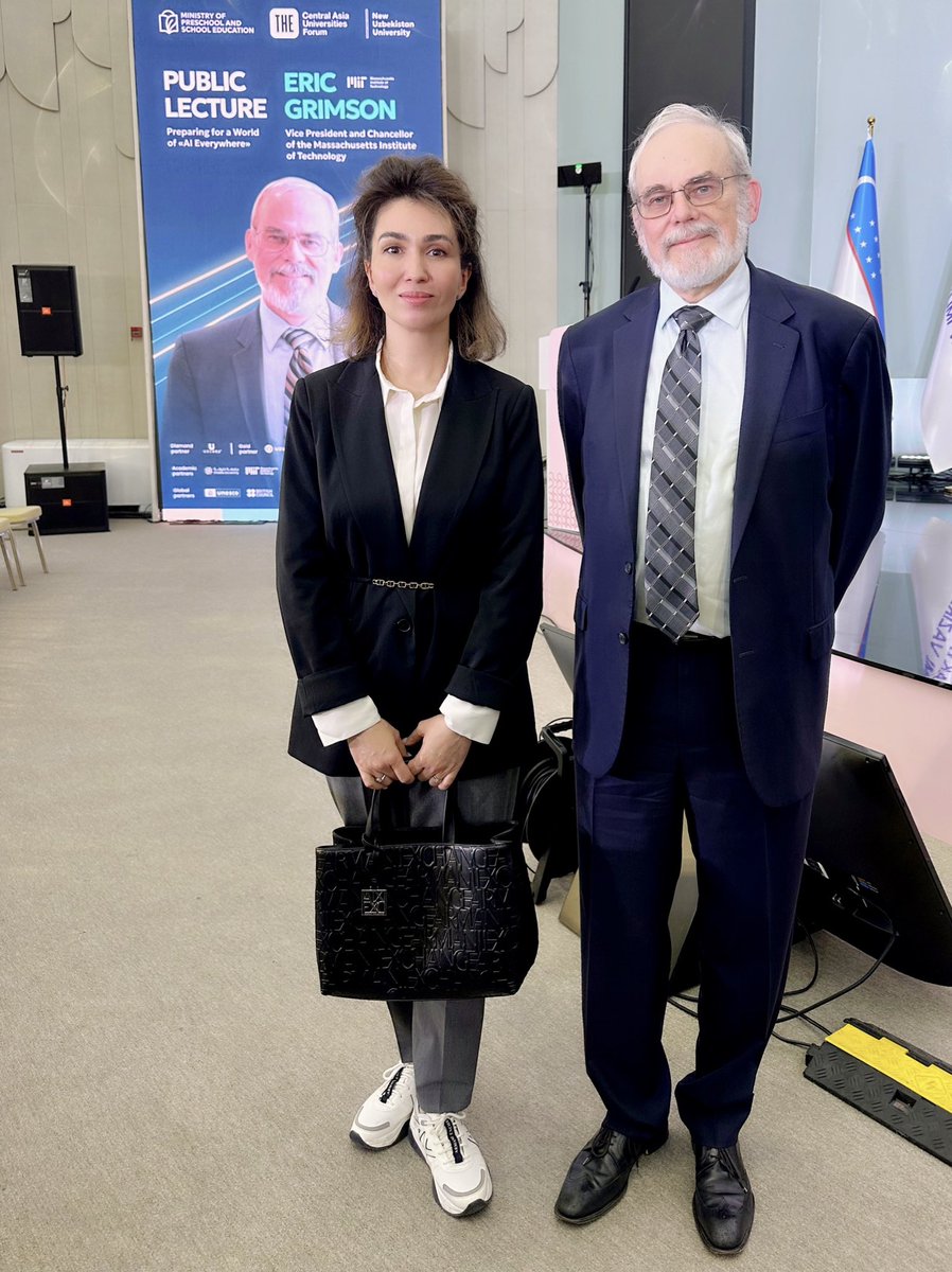 GulnozaIsm's tweet photo. Honored of attending a lecture by Eric Grimson, Vice President of #MIT. The talk centered on preparing for a future shaped by “AI Everywhere,” with a focus on computational thinking and the integration of Generative AI into academic curricula. https://t.co/ub0WYYukO1