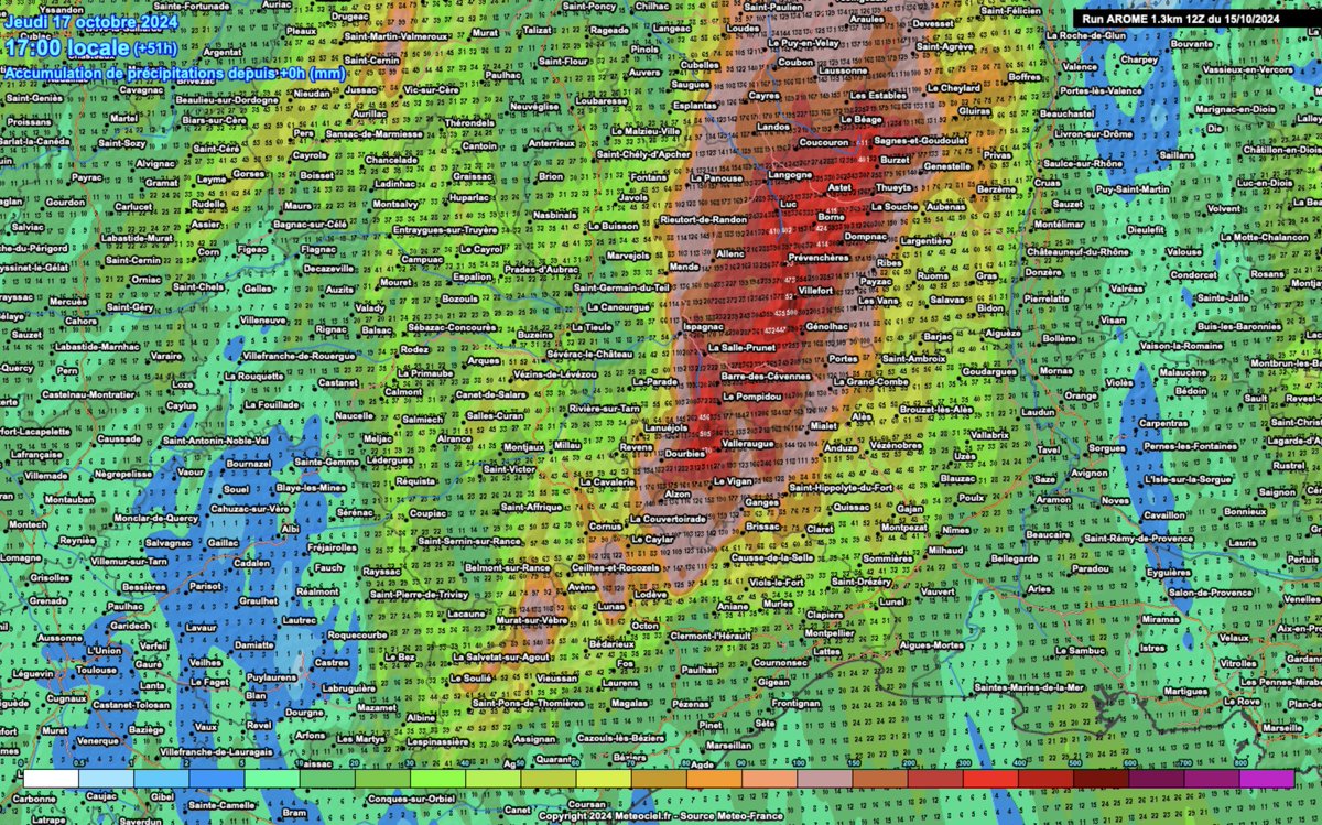loicspadafora's tweet photo. 🔴⚠️ Plus on avance vers l’échéance et plus cet épisode cévenol semble fort : les 450 à 500 mm sont envisagés dans les Cévennes en 48h d’ici jeudi soir. À surveiller, risque de fortes crues… ⛈️ #VigilanceOrange #inondations #crues #météo https://t.co/ZeOuNRDQYU