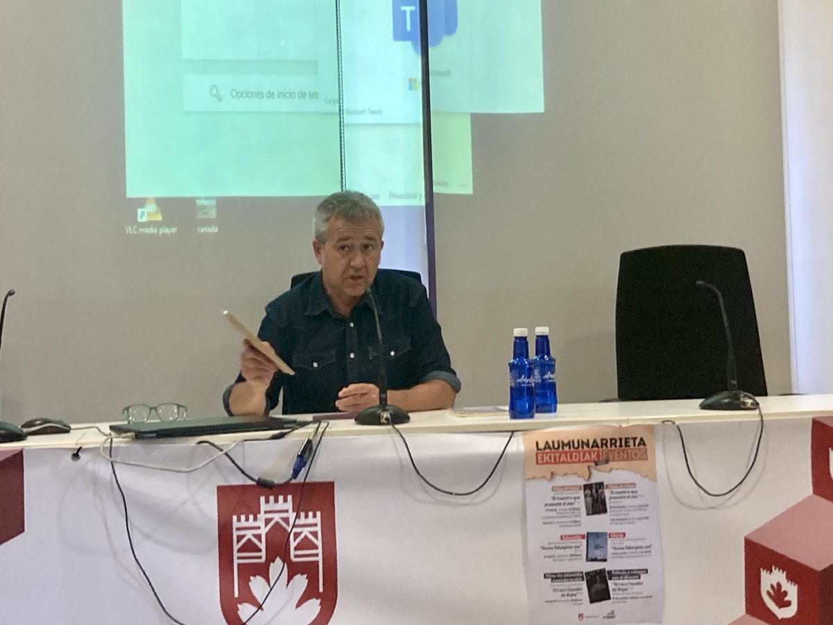 Gaur <a href="/abarandi/">Alberto Barandiaran</a> izan dugu Elorrion, Laumunarrieta memoria historikoaren elkarteak gonbidatuta.

Bertan esplikatu digu zelan sortu zitzaion premia “Gurea falangista zen” liburua idazteko, eta zelako gorabeherak izan zituen hura eskribitzen. Mila esker, Alberto!