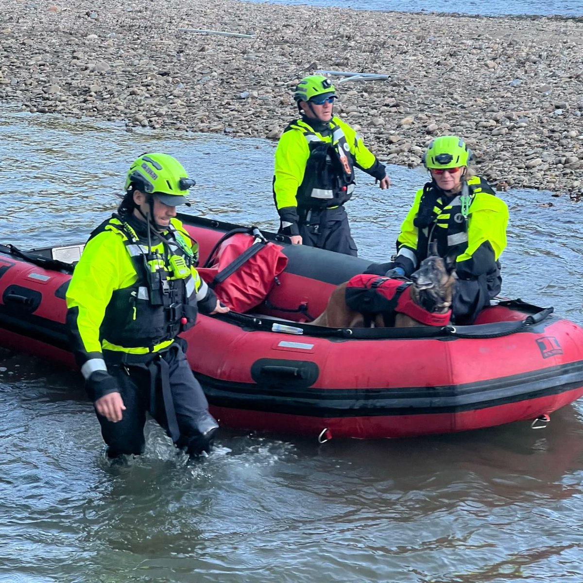 VATF1's tweet image. In conjunction with @MassTaskforce1, VA-TF1 members continued their search and rescue efforts by performing water operations in the Asheville, NC area affected by #HurricaneHelene.
@fema @ffxfirerescue