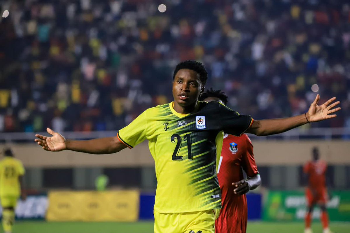 Retweet this post if you want Manchester United to sign Allan Okello.