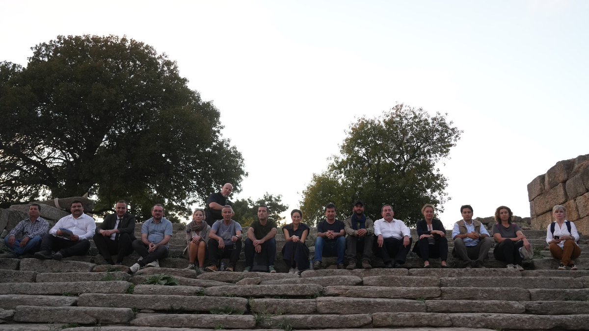 Belediye Başkanımız Sayın Fevzi Topuz, Muğla Büyükşehir Belediye Başkanımız Sayın Ahmet Aras ile birlikte Fransa Büyükelçisi Sayın Isabelle Dumont ve İstanbul Başkonsolosu Sayın Nadia Fanton'u Milas'ımızda bulunan Labranda Antik Kenti'nde misafir etti.