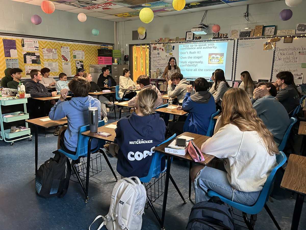 BTPSSTEMAcademy's tweet photo. #STEMLab was a full house today @BrickMemorialHS Thank you to Ms. Stansbury for helping STEM students with their public speaking skills today! This month we’ve been working on our communication skills!  @BrickSupt @MsMac_BTPS https://t.co/3wEMB4MLbJ