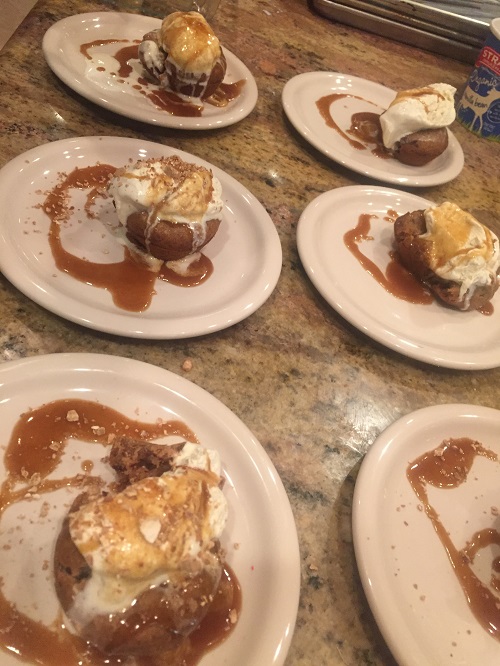 yoursouschef's tweet image. With my chef services, you can enjoy gourmet meals prepared right in your home without the stress of cooking or cleaning. Check out my website to learn more! #ChefServices #YourSousChef coachellapersonalchef.com