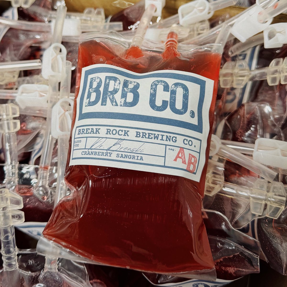 Are you ready for this week? Here’s the Halloween happenings: 🧟‍♂️HORROR MOVIE TRIVIA &amp; MUG PAINTING Wednesday, October 16th Round One: 7:00 PM Round Two: 8:00 PM Mug Painting tickets through @inebriart6 🧪GHOULS &amp; GAYS POTION PARTY Friday, October… bit.ly/3UcadLP