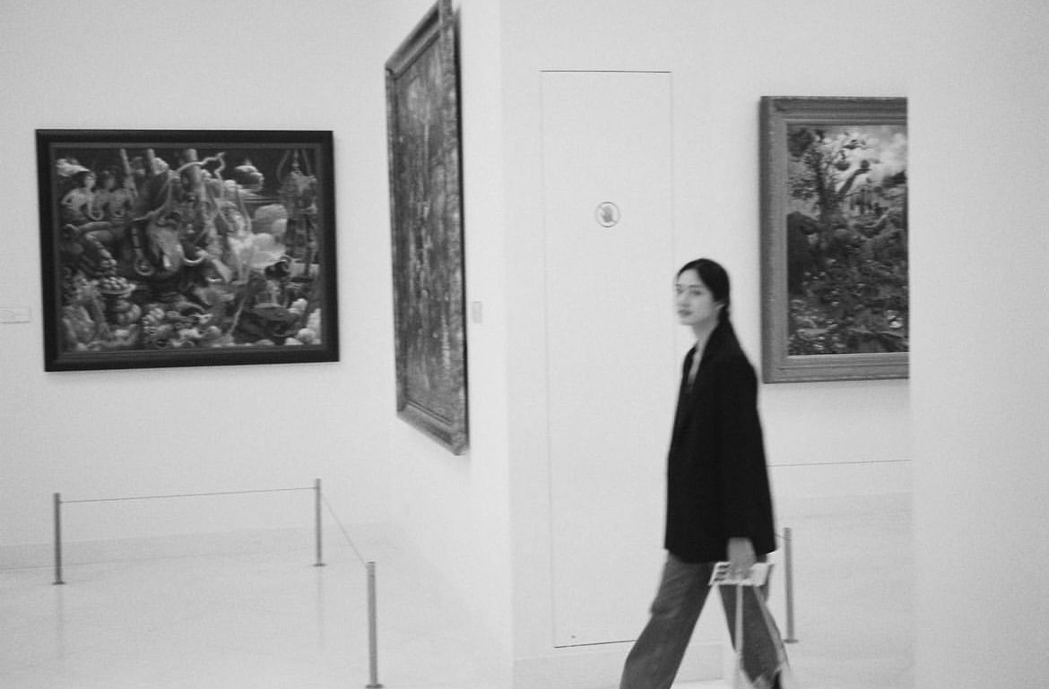 julmidnight's tweet image. i love art , lookmhee is an art 𓂃 ࣪˖