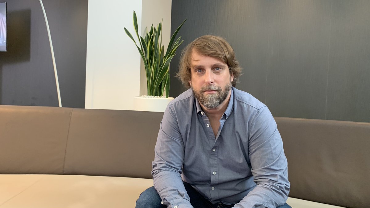 «Veo El resplandor como dos veces al año, creo que es mi película favorita, y cada vez que la veo tengo una interpretación distinta. Es la razón por la que creo que es una obra maestra.» Alexandre Aja en #Sitges2024 Entrevista de <a href="/dansnyder_yep/">DanSnyder</a> miradasdecine.es/2024/10/alexan…