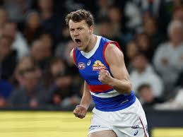 TradeTalkAFL's tweet photo. St Kilda have reportedly tabled pick 47 to Western Bulldogs for Contracted Midfielder Jack Macrae. Expect a future pick to be part of the deal to providing the Western Bulldogs want more and they already said they are happy to keep him. 
Per reports: @CalTwomey 
#AFL #AFLTrade https://t.co/Lh35Nh1Xko