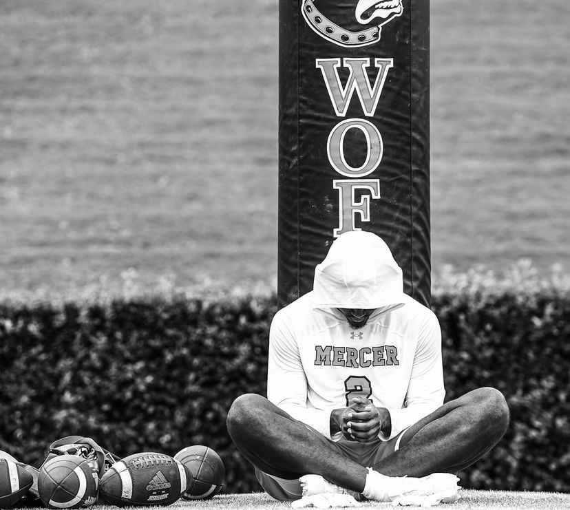 Devin Figaro tweet media