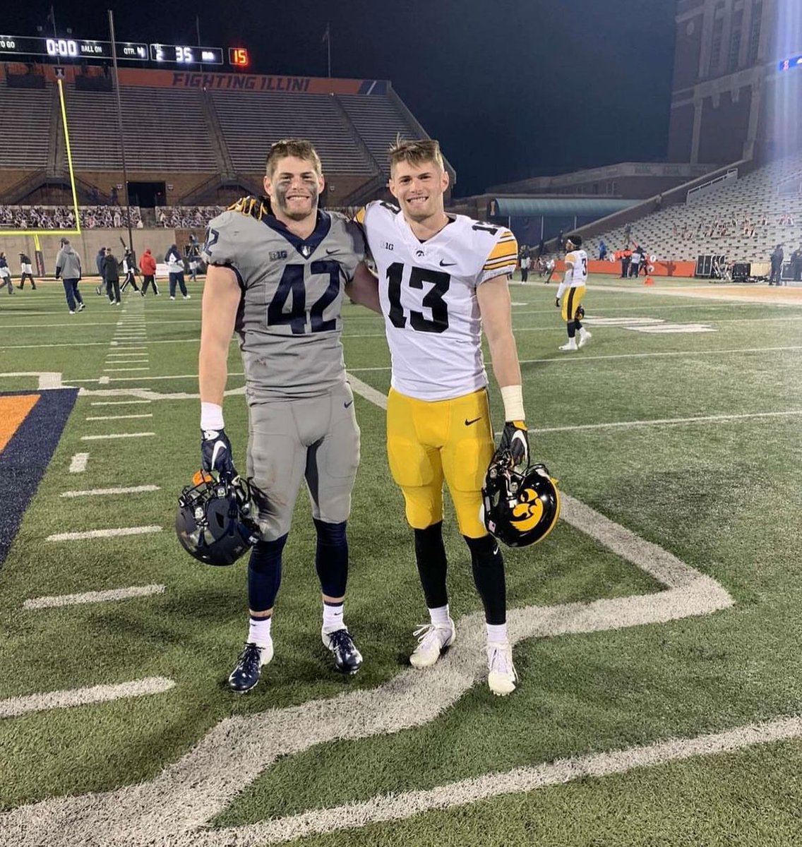LegacyHawks's tweet photo. Happy Birthday to Henry Marchese! (@HJM_5) Enjoy your day. Go Hawks! #LegacyHawk https://t.co/JmyVa03j1y