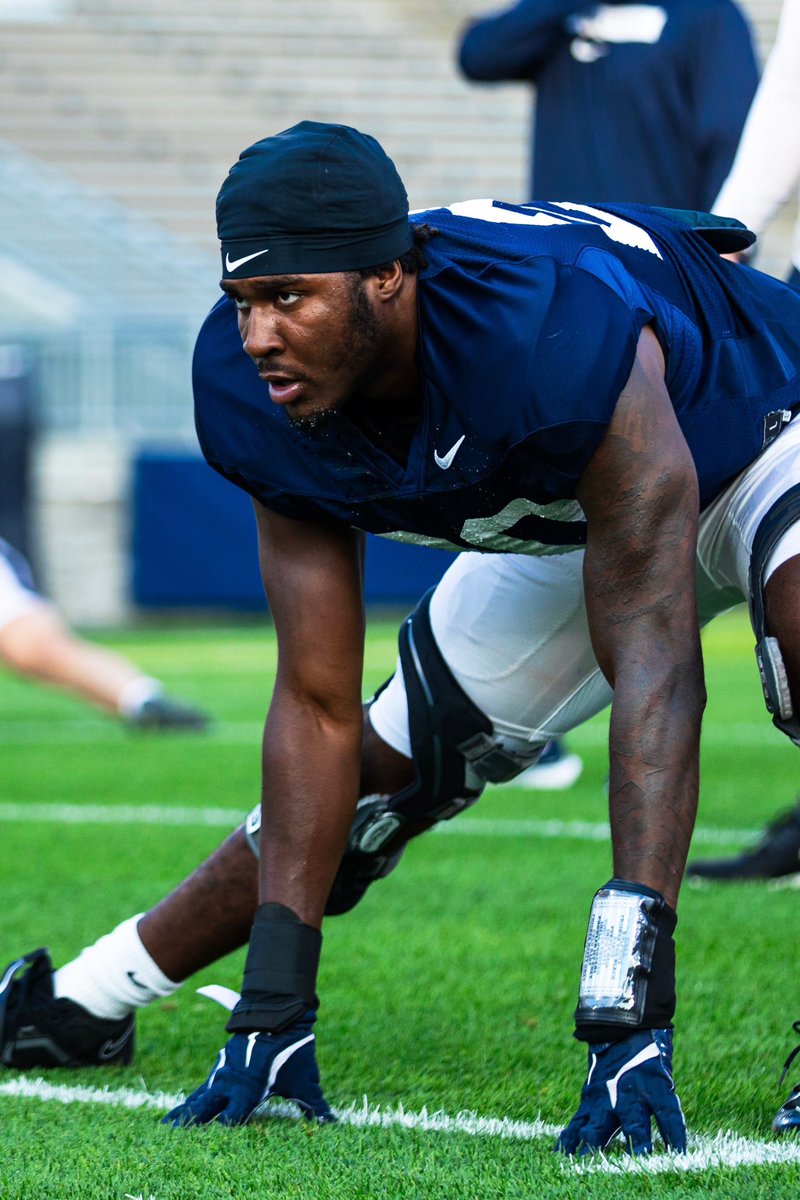 #IronLions of the Week! 

Core Value #2 WORK ETHIC 

<a href="/BeckhamDee9/">Beckham Dee</a> 
<a href="/24MylachiW/">Mylachi Williams</a>