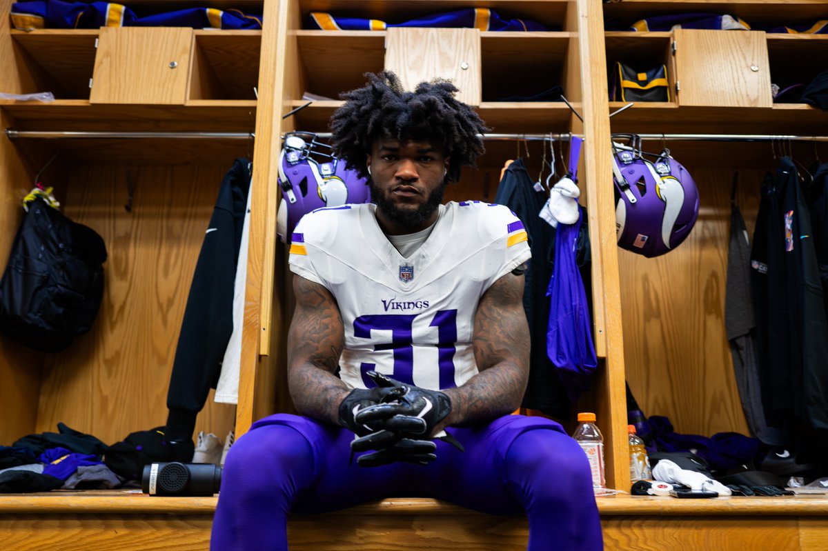 Vikings's tweet photo. The #Vikings have acquired RB Cam Akers in a trade with the Texans.

The completion of this trade is pending Akers passing a physical. 

📰: https://t.co/QJjlio4yhK https://t.co/DuDc8DYy9Y