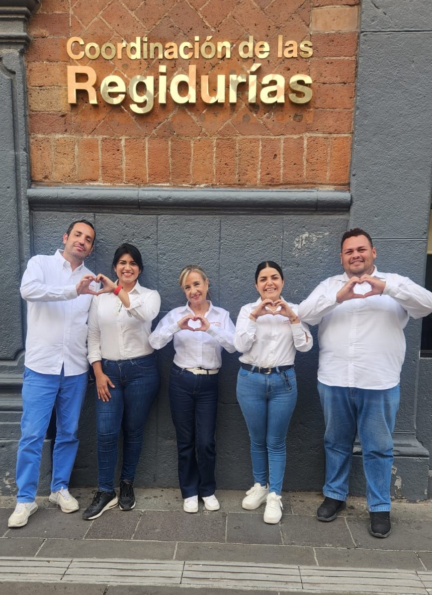 Muchas Gracias por su apoyo en estos años de gestión. De corazón MUCHAS GRACIAS LOS QUIERO MUCHO