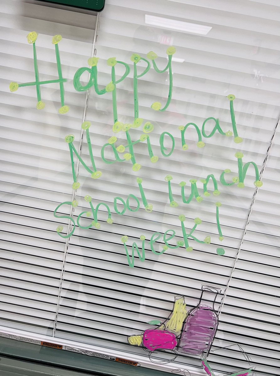 KDyHawkins's tweet photo. A shout-out to all the people responsible for making school lunch one of the best meals of the day! Happy National School Lunch week! #gmspanthers #gmspantherstrong #BackToExcellence https://t.co/Weysh4zfJz
