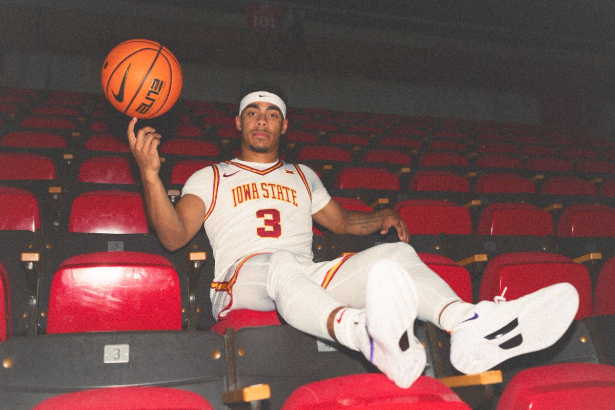 CycloneMBB's tweet photo. So you like them, huh?

#Cyclones | #C5C https://t.co/co3f9xP6IZ