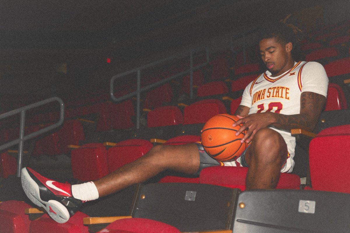 CycloneMBB's tweet photo. So you like them, huh?

#Cyclones | #C5C https://t.co/co3f9xP6IZ