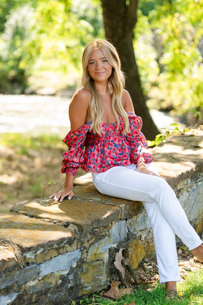 elainergates's tweet photo. My favorite Class of 2024 senior... My gorgeous daughter, Alyssa! ๐
#elainegatesphotography #seniorphotos #seniorphotography #seniorportraits #highschoolsenior #pennsylvaniaphotographer #centralpa #mechanicburgpa #camphillpa #hersheypa #lancasterpa #2025seniors #classof2025 https://t.co/byCkDrXDpj