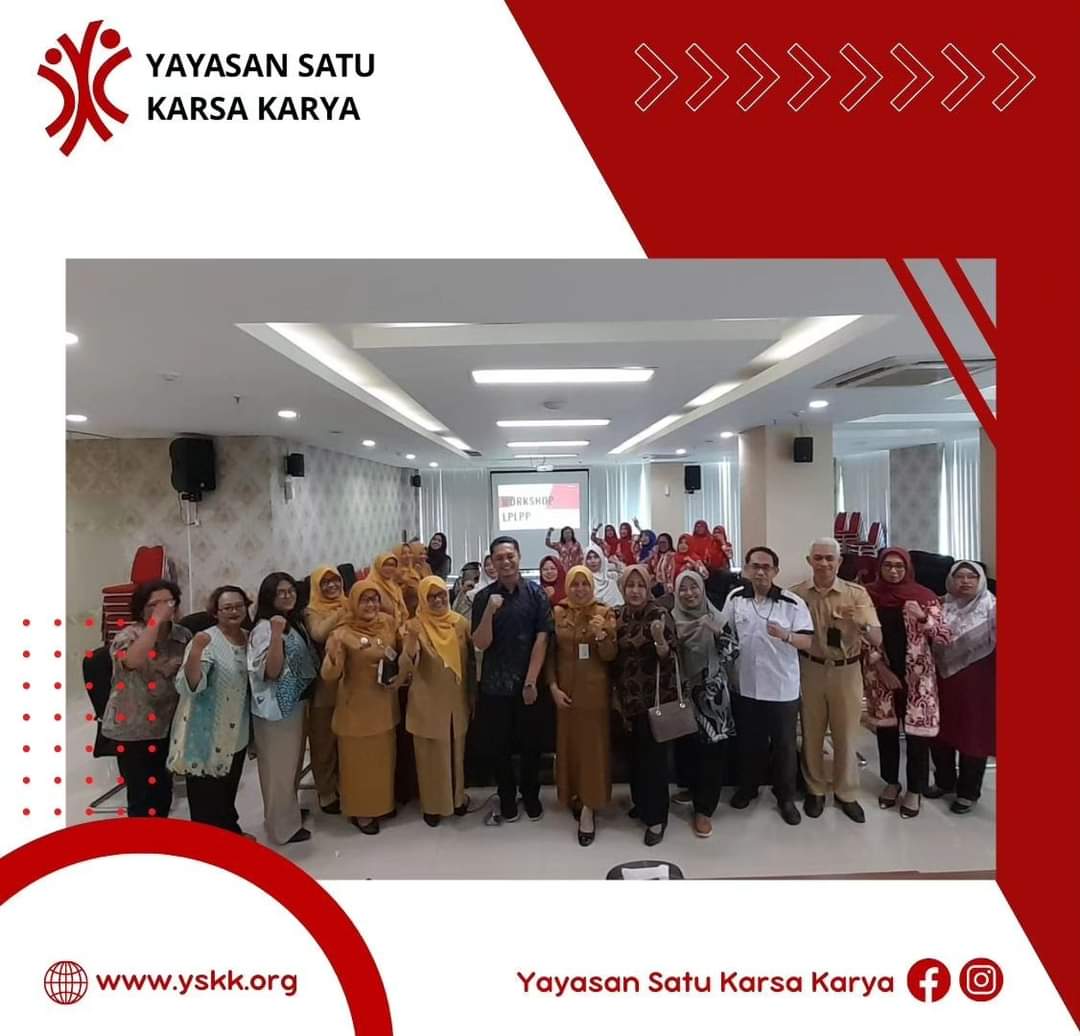 IwanSetiyoko's tweet photo. LPLPP Dukung Perempuan Agar Lebih Berdaya #latepost #repost 

Kabupaten Sukoharjo melalui DPPKBP3A menginisiasi LPLPP (Lembaga Penyedia Layanan Pemberdayaan Perempuan) sbg upaya peningkatan kualitas hidup perempuan agar lebih berdaya.

#YSKKBerkarya #InnovatorPerubahanMasyarakat https://t.co/7AQvYOkzHL