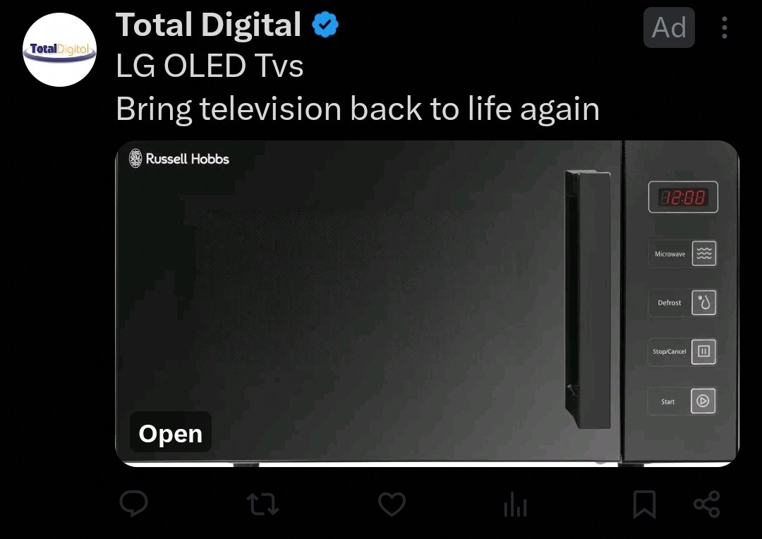 KrimsonMist's tweet photo. That is quite clearly a microwave https://t.co/S6SIdLDNF9