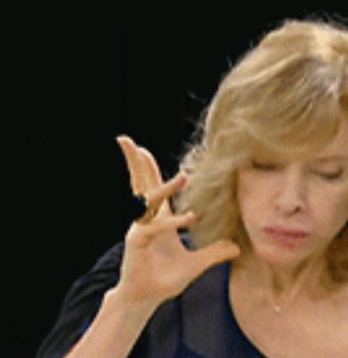 Nebo, Ishtar, Marduk
Até hoje eu sei o panteão inteiro dos deuses babilônicos por causa dessa novela 
#ORicoELázaro