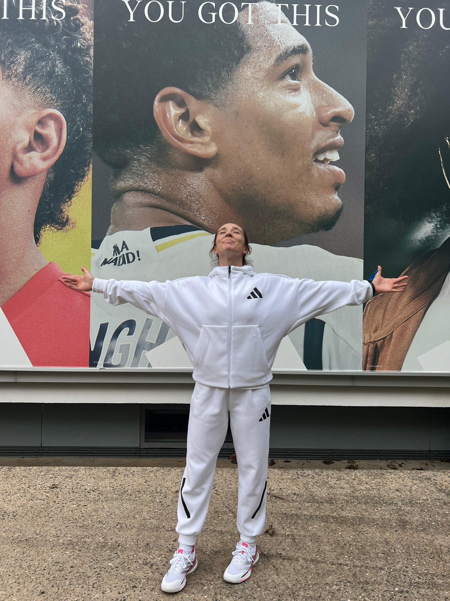 martita_ortega's tweet photo. I ❤️ @adidas viaje a la central 🇩🇪 https://t.co/xRW0Jc1zXx