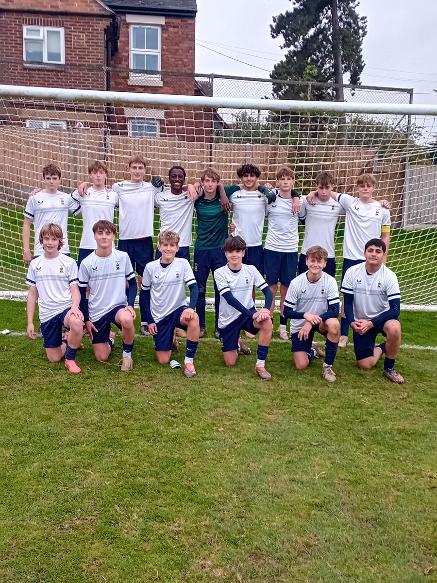 reptonfootball's tweet image. RESULT

Not one for the faint hearted but the Boys&apos; U16A are through to R3 of their @schoolsfootball Cup thanks to a winning penalty from Skipper, Charlie!

#reptonfootball #reptonfootballprogramme
#courage #excellence

#football #futsal #soccer #schoolfootball