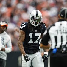 kenthomson87's tweet photo. Looks like (2) former @Raiders WR's have #New Homes! #DevanteAdams reunites w/ @AaronRodgers12 @nyjets & #AmariCooper leaves #DogPound for @BuffaloBills Join @kenthomson87 #FatTuesday @sportsxradio & guest @StewMyrick @TexasFootball 6-8 PM PT @KDWNLasVegas @Audacy APP! #worldwide https://t.co/K1RDPjWBAw
