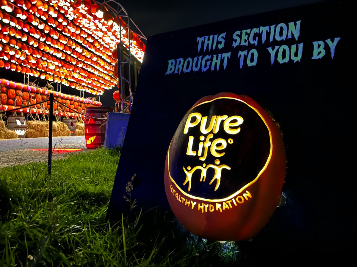 🎃✨ Experience Pumpkins After Dark all October! From intricate carvings to dancing pumpkins, it’s Halloween magic at its best. BlueTriton’s Pure Life is proud to sponsor a section—bring family &amp; friends for an unforgettable night! 👻 #PumpkinsAfterDark #PureLife